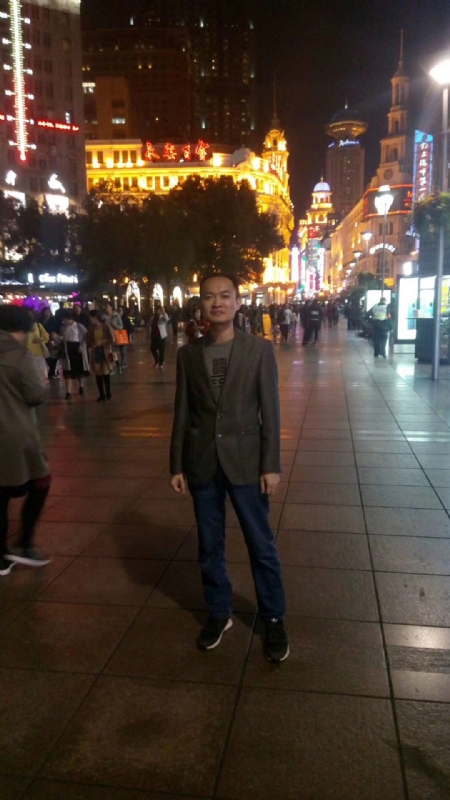 水池养鱼的第一张照片--邢台相亲服务中心