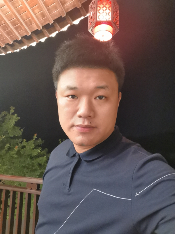 耿直boy的第一张照片--邢台相亲服务中心