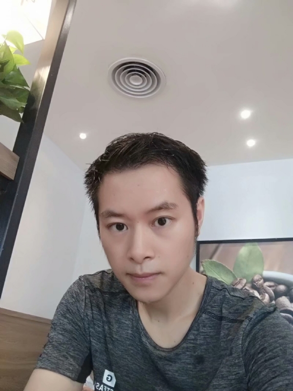 期待缘分的第二张照片--邢台相亲服务中心