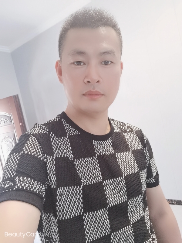 快乐无罪的第一张照片--邢台相亲服务中心