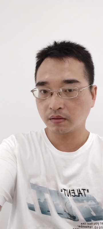 辉哥的第一张照片--邢台相亲服务中心