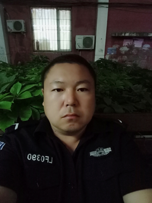 冯宇的第一张照片--邢台相亲服务中心