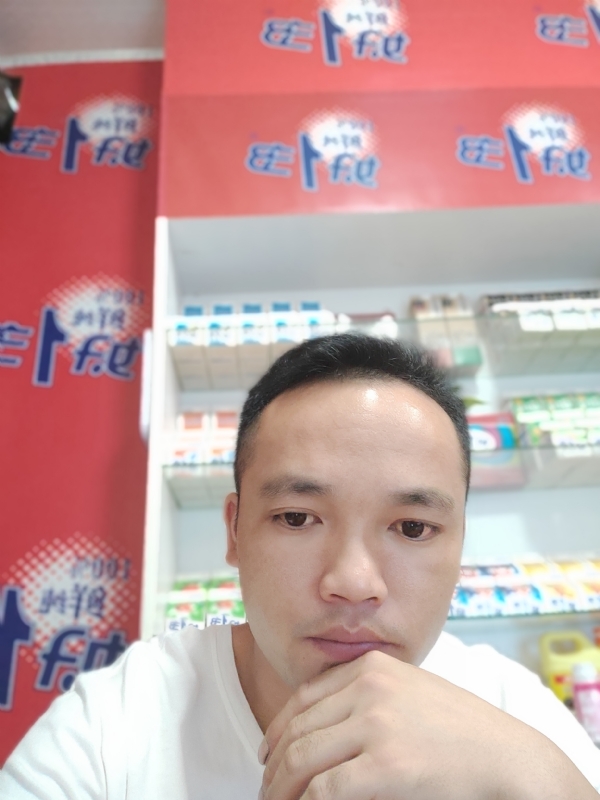 小老弟的第二张照片--邢台相亲服务中心