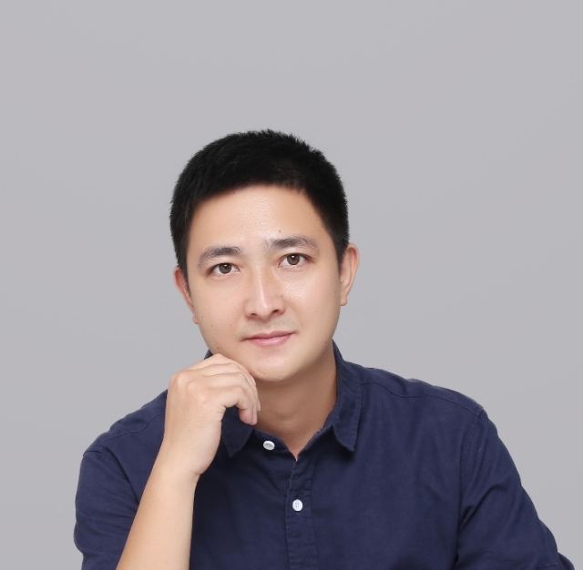 小丑的第一张照片--邢台相亲服务中心