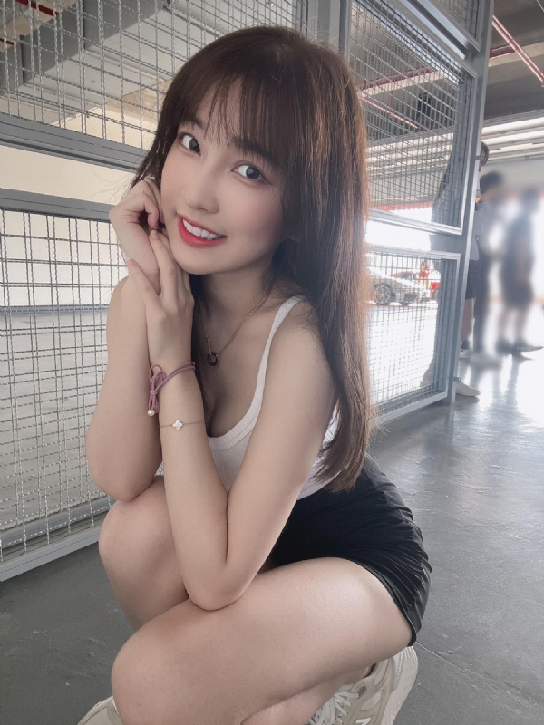 欣妍的第一张照片--邢台相亲服务中心