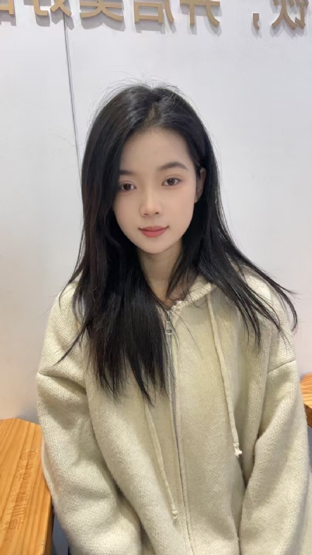 草莓奶昔的第一张照片--邢台相亲服务中心