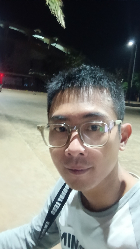 龙龙的第一张照片--邢台相亲服务中心